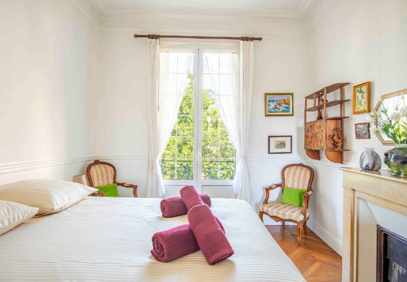 Apartment in Beaulieu-sur-Mer - Villa Thémis