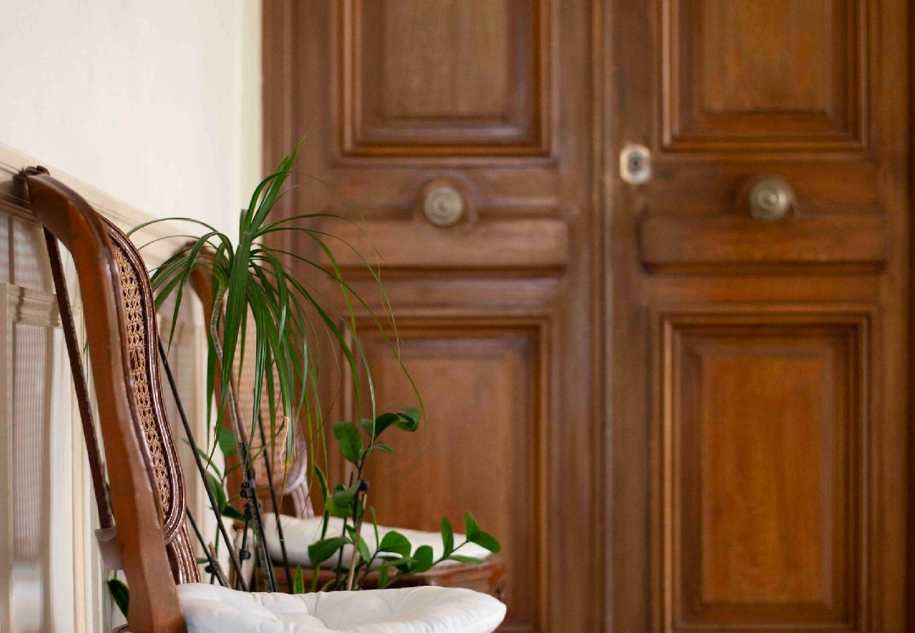 Apartment in Beaulieu-sur-Mer - Villa Thémis