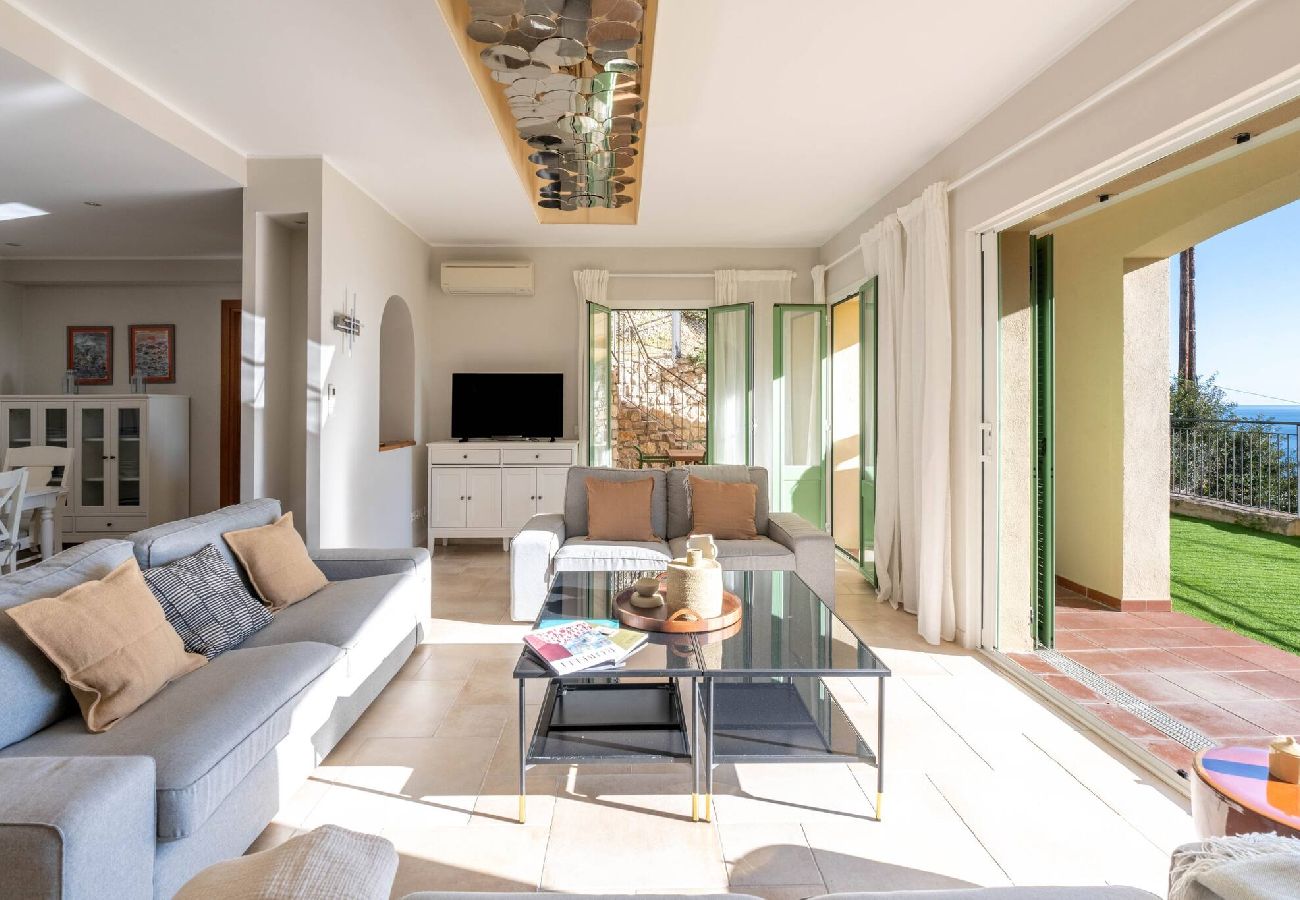 Villa in Eze - Fleurs d'Èze