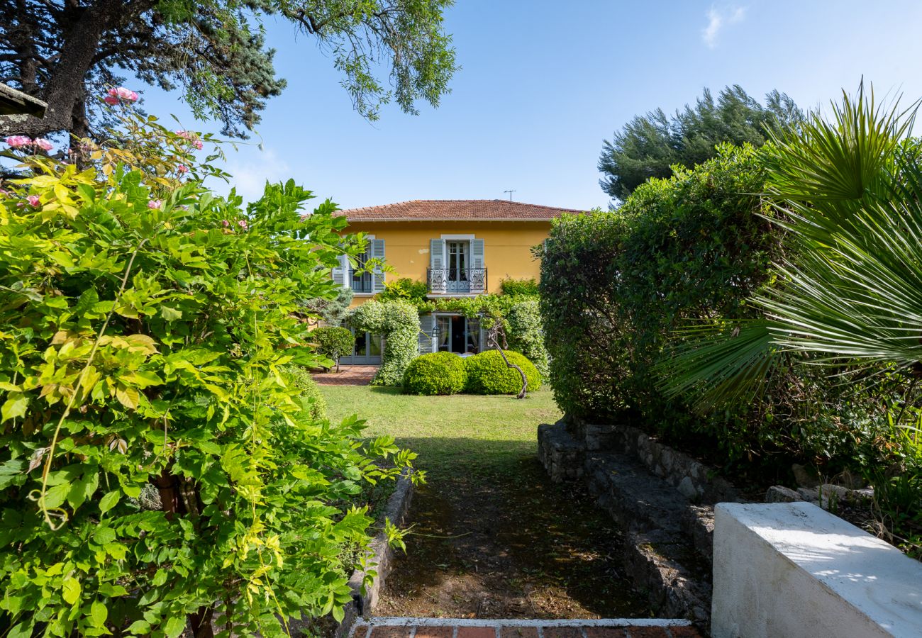 Villa in Nice - Les Amandiers