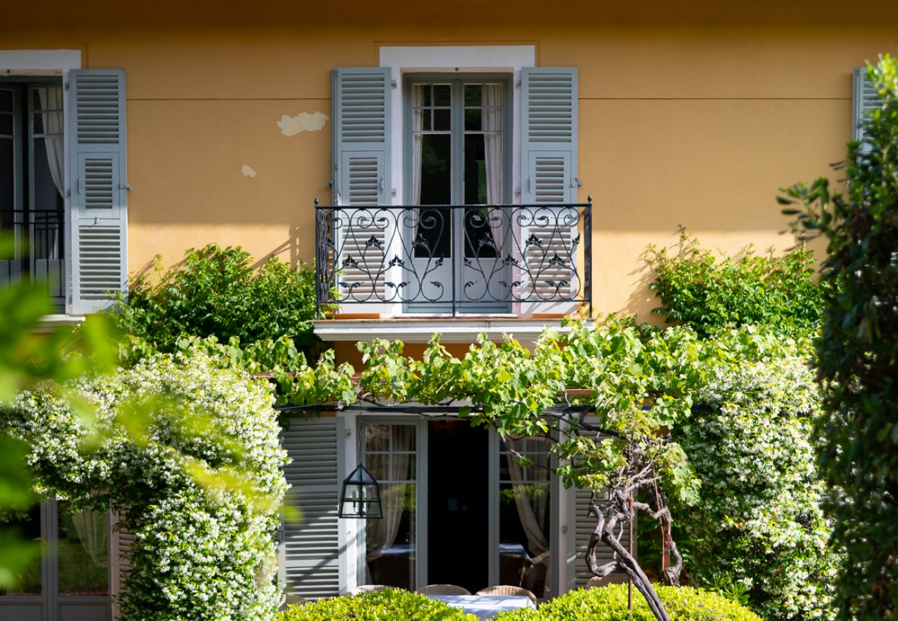 Villa in Nice - Les Amandiers