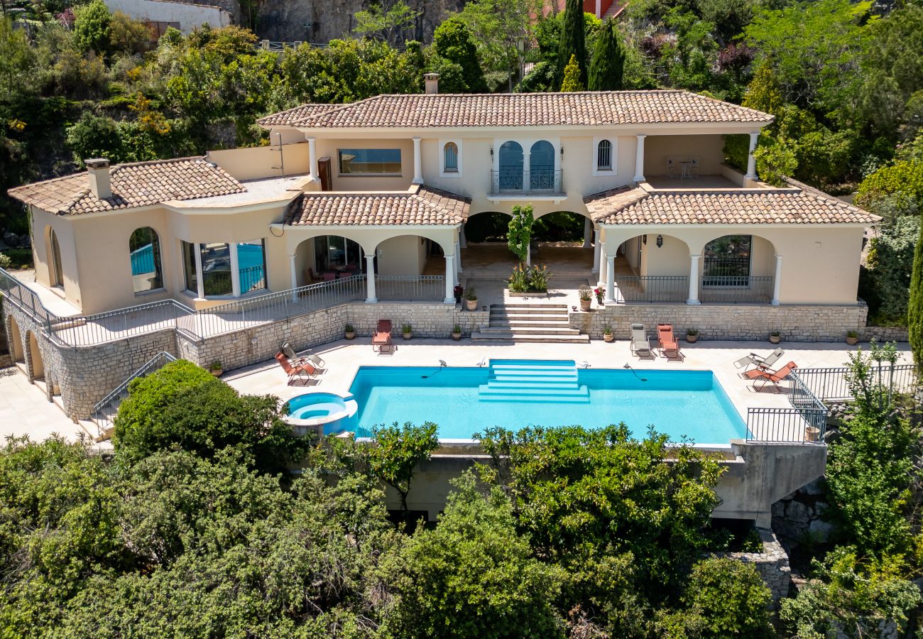 Villa in La Turbie - Villa Aurora
